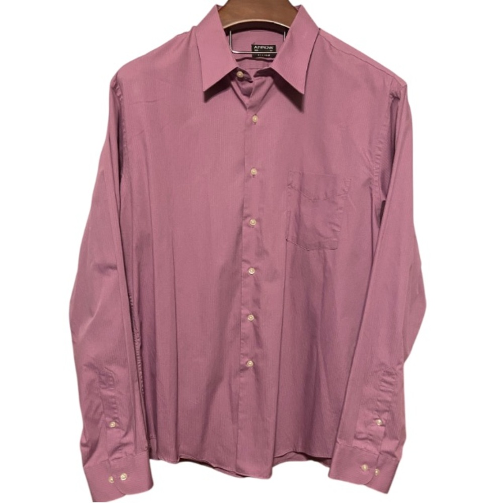 Men’s size XL dress shirt fuchsia/pinkish in color. Nice Shirt. By ARROW USA